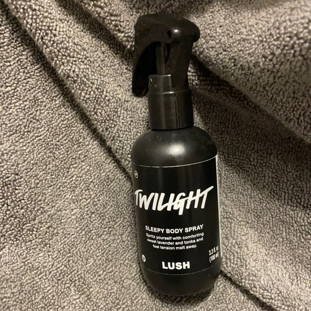 Twilight Sleepy Body Spray Lush